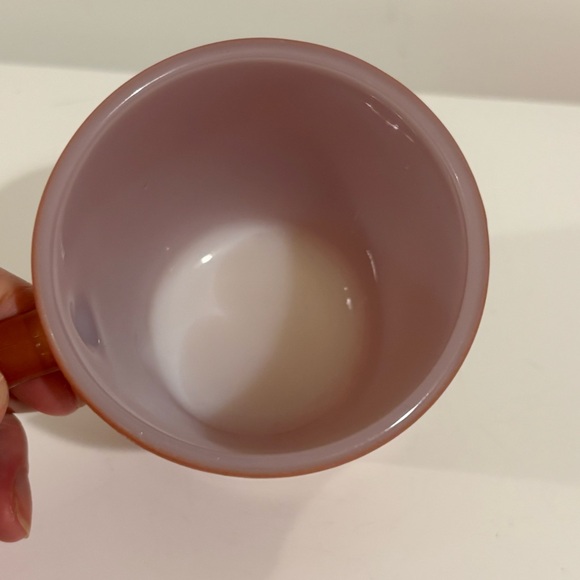 Vintage Fire King Anchor Hocking D-handle milk glass coffee mug reddish orange - Picture 7 of 9